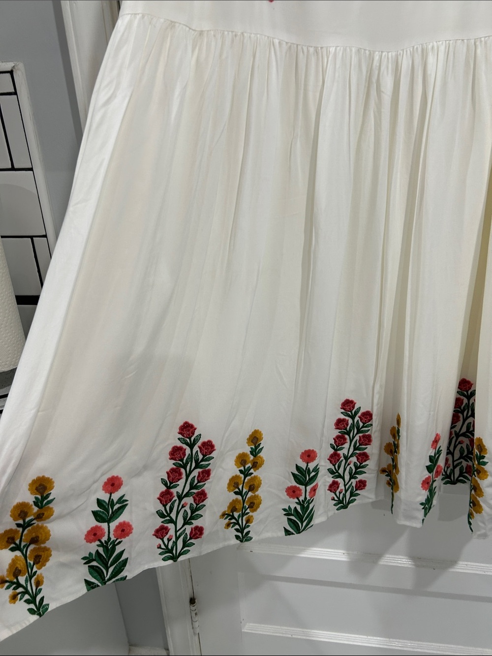 NWT Antonio Melani x Jennifer Sumko Nicci Embroidered Maxi Skirt/Puff Sleeve Top - Picture 11 of 14